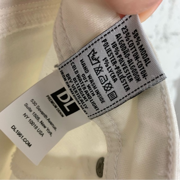 DL1961 White Cream Denim 360 Comfort Straight Leg Jeans 27 - Picture 8 of 9